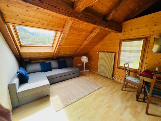 Au Bord Du Lac Därligen Екстериор снимка